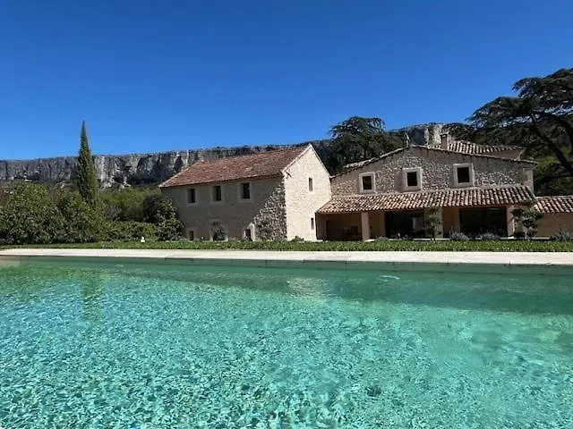 Le Mas Aux Cedres - Teritoria